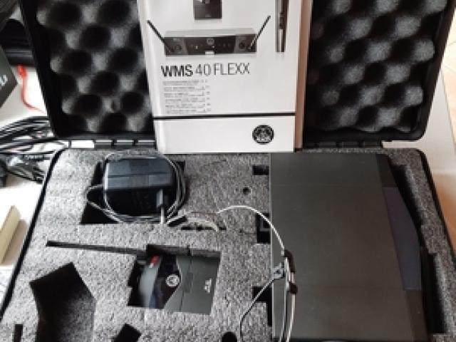 AKG wms - 1